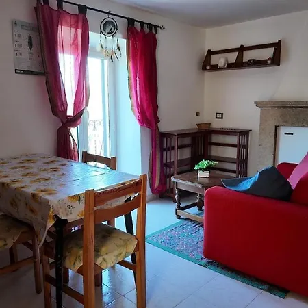 Apartment Eagle's Nest Panoramic House In The Village With Fireplace *