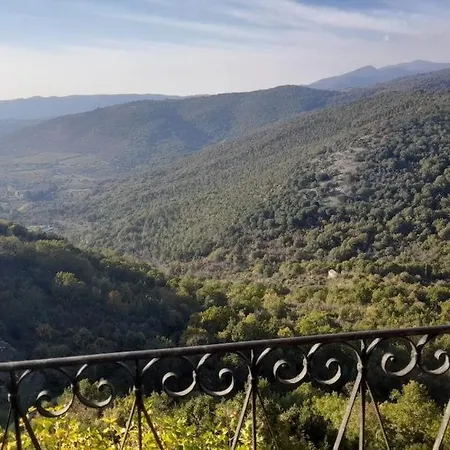 Eagle's Nest Panoramic House In The Village With Fireplace *